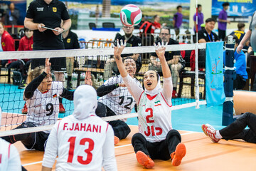 women's sitting volleyball