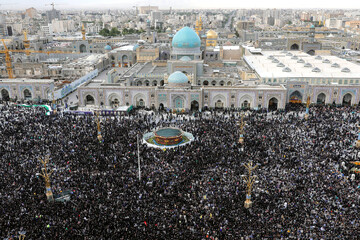 Iran’s President, FM were laid to rest on Thursday amidst nationwide mourning