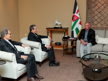 Iran's Foreign Minister Abbas Araqchi - Jordan's King Abdullah II,