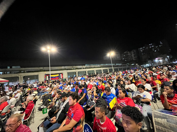 "The Storm Still Rages” launches in Caracas, showcasing global artistic solidarity