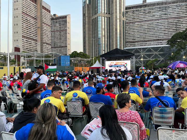 "The Storm Still Rages” launches in Caracas, showcasing global artistic solidarity