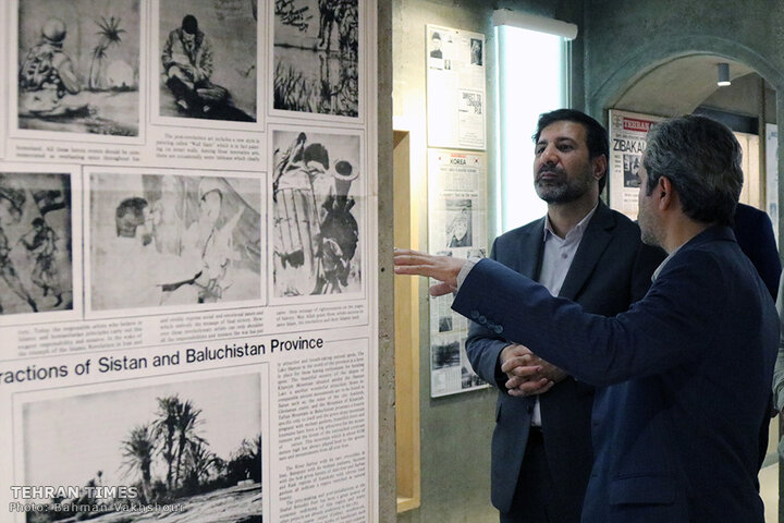 Guardian Council member tours Tehran Times anniversary exhibition
