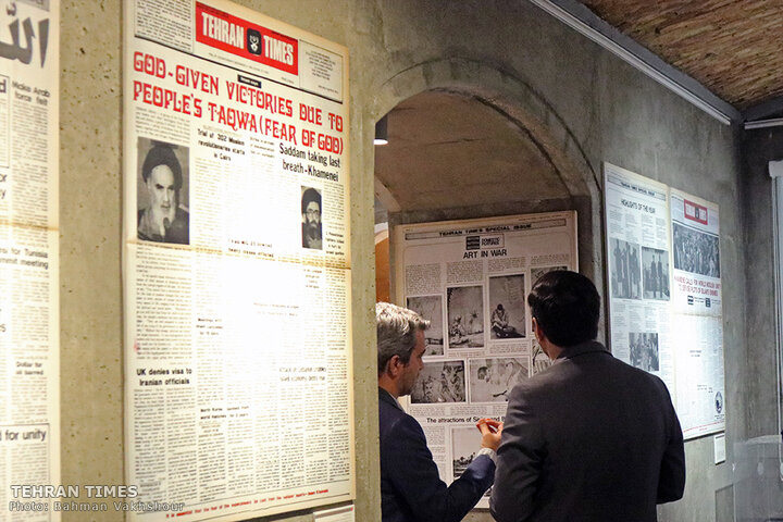 Guardian Council member tours Tehran Times anniversary exhibition