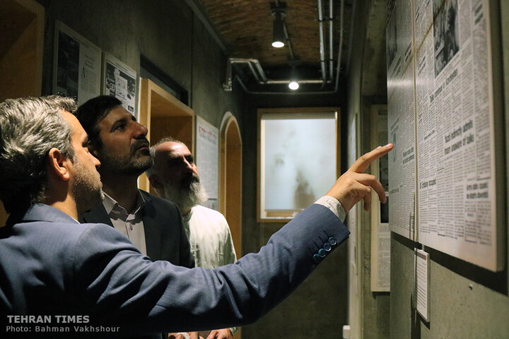 Guardian Council member tours Tehran Times anniversary exhibition