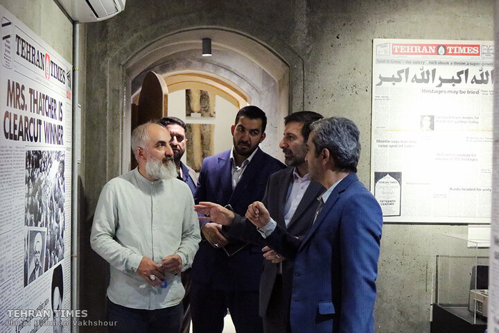 Guardian Council member tours Tehran Times anniversary exhibition