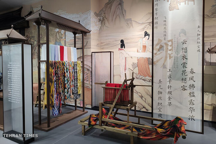 China-Kazakhstan Khorgos intl. border co-op center visited by SCO Media Summit participants