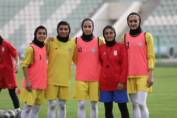 Iran's women's football team