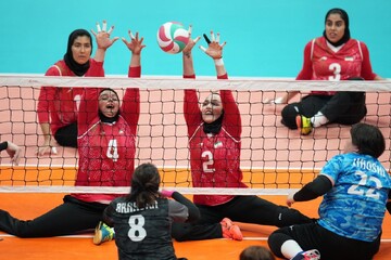 women's sitting volleyball