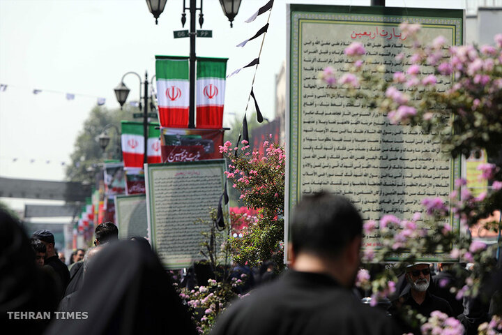 Citizens join Tehran’s commemorative Arbaeen walk
