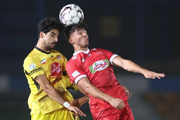 تیم فوتبال پرسپولیس و فجرسپاسی