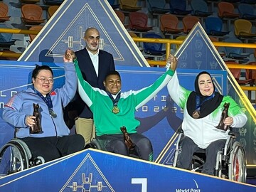 نيكو روزبهاني پاراوزنه برداري