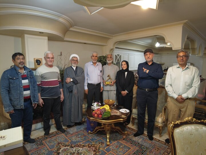Tehran Peace Museum honors two national heroes