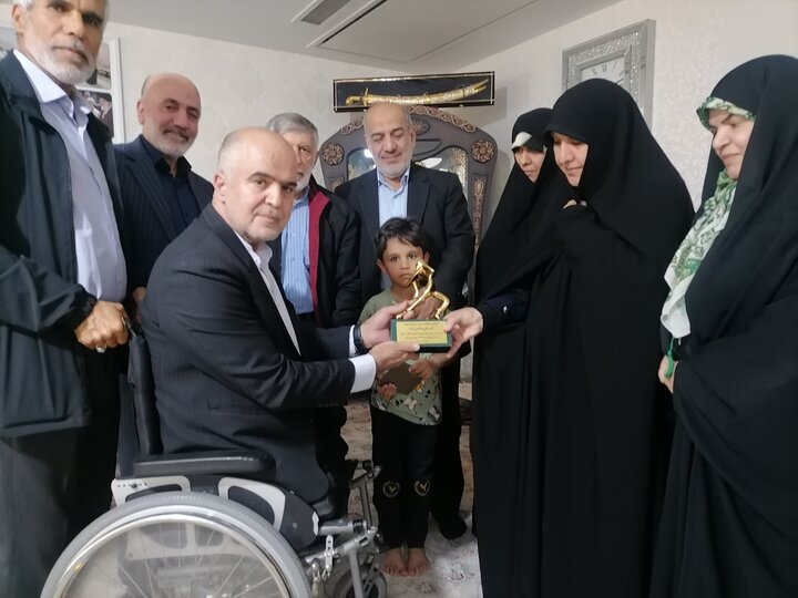 Tehran Peace Museum honors two national heroes