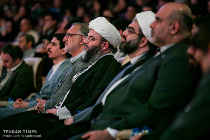 Tehran ceremony honors scientific achievers of Islamic Iran