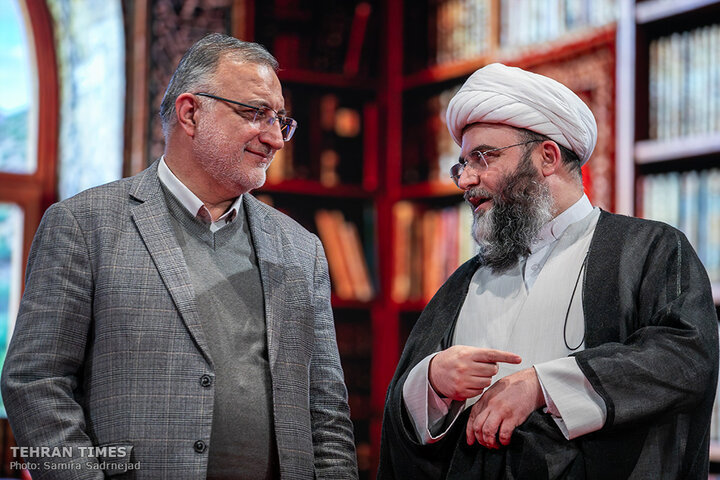 Tehran ceremony honors scientific achievers of Islamic Iran