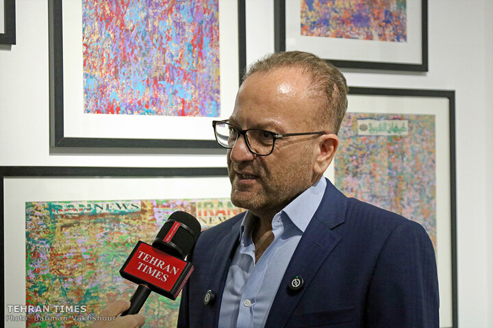 Painting on the news: Iranian artist turns newspapers into art