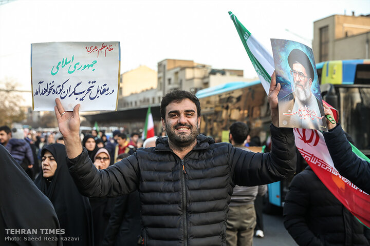 Nationwide rallies supporting the gov., denouncing riots, terror attacks