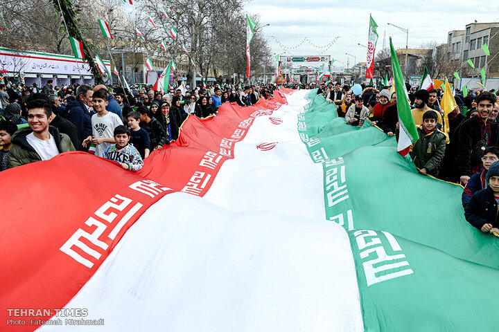 Bahman 22 rallies in photos