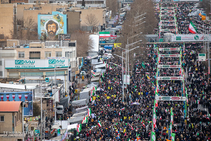 Bahman 22 rallies in photos