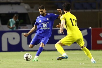 تیم فوتبال استقلال خوزستان و فجرسپاسی