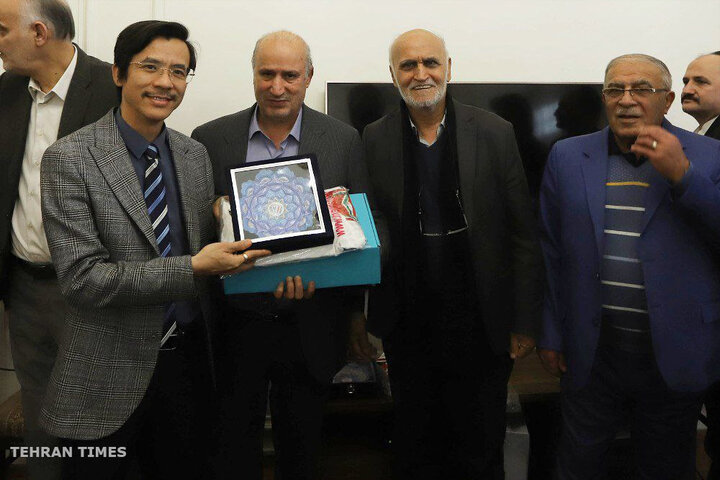 Uruguay presents football shirts to Iran in gesture of sporting friendship