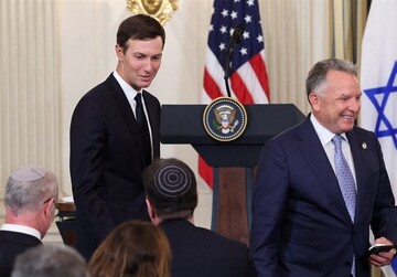 Trump’s son-in-law Jared Kushner (L) and Trump's friend-turned-presidential envoy, Steve Witkoff (R)