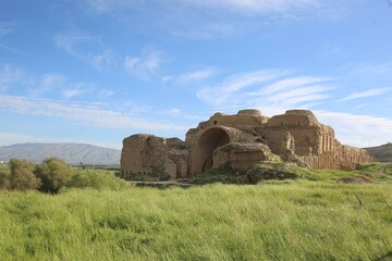 Archaeological excavations resume at Sassanid palace in Firuzabad