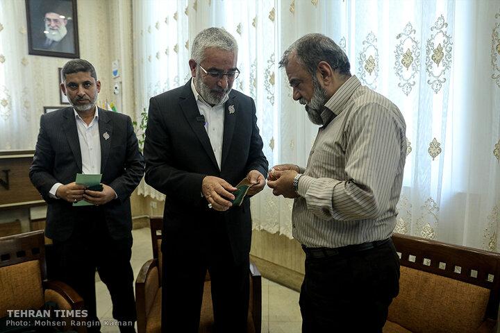 Tehran Mayor Meets the Custodian of the Holy Alawi Shrine in Tehran