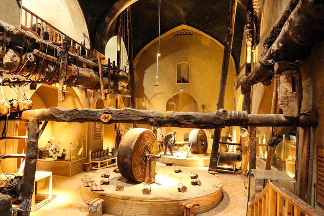 Visit 17th-century museum-like factory in Isfahan