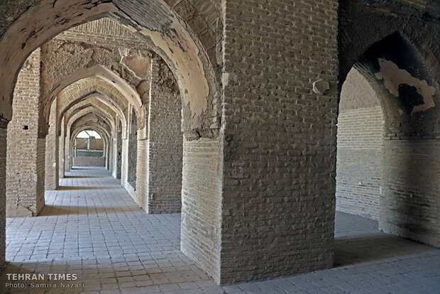 Very quiet and deserted but beautiful: the 12th-century Jameh Mosque of Saveh