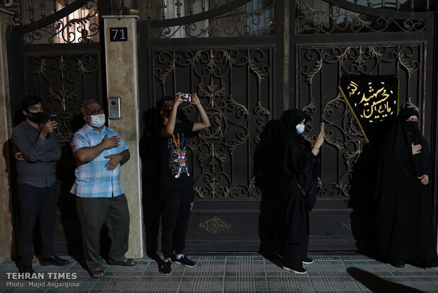 Eulogist observes symbolic social distancing in Muharram mourning