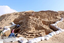 Remnants of Achaemenid fortress unearthed in northeast Iran