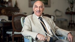 Davoud Hermidas Bavand