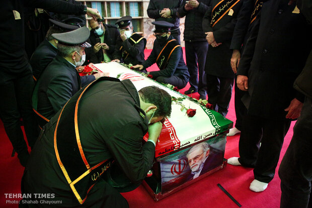 Martyred nuclear scientist Mohsen Fakhrizadeh laid to rest in Tehran mosque 