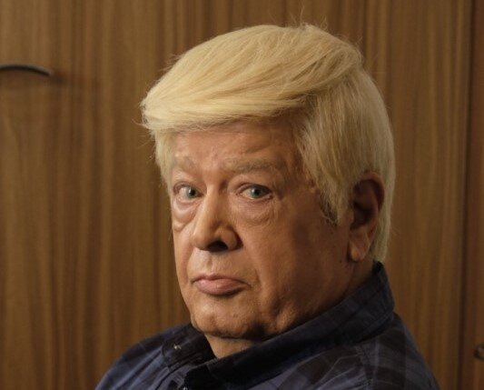 Reza Fayyazi portrays the U.S. president in “I’m not Trump”.