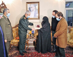 Fakhrizadeh family receive ‘highest’ military award