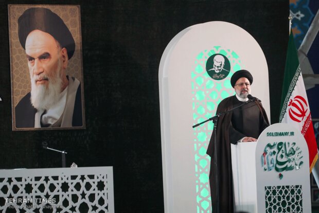 Ceremonies held to mark martyrdom of General Soleimani, al-Muhandis