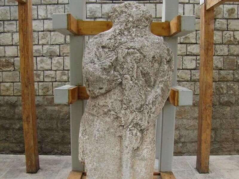Statue of Sassanid monarch Khosrow Parviz made national heritage