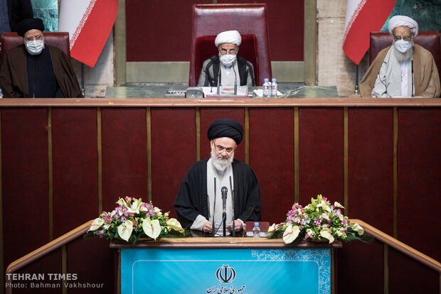 8th meeting of Assembly of Experts