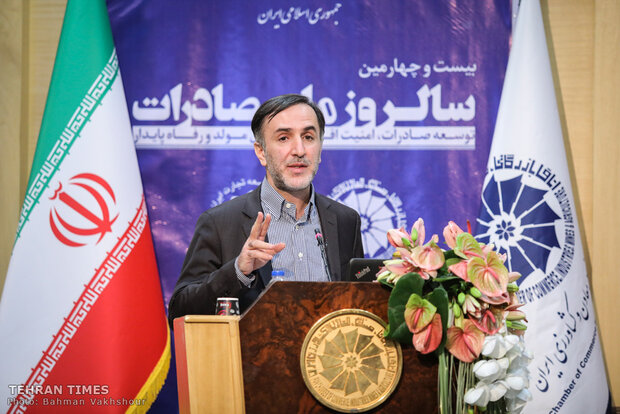Iranian exemplary exporters honored