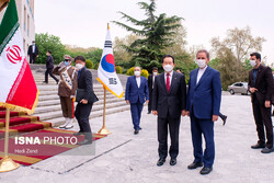 South Korean PM and Iranian VP Jahangiri