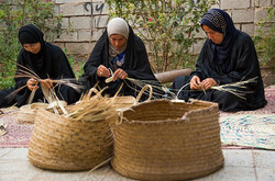 Iranian handicrafts: Hasirbafi in Bushehr