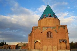 Baba Rokneddin mausoleum