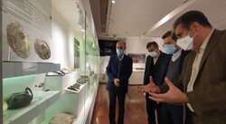 FM spokesman visits exhibits at National Museum of Iran