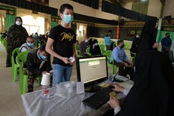 Iran to vaccinate refugees against coronavirus