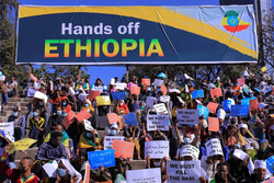 Ethiopians denounce U.S. at pro-government rally