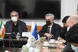 UNHCR thanks Iran for vaccinating Afghan refugees