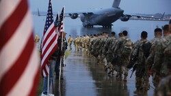 U.S. soldiers leaving Iraq