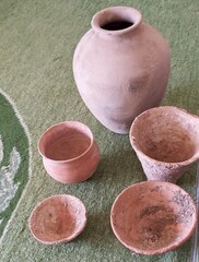 Ancient earthenware donated to Kerman cultural heritage department