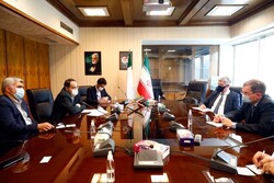 Iran, Hungary to develop scientific co-op